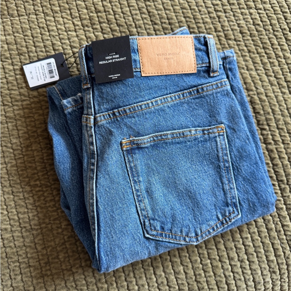 NWT Vero Moda High Rise Blue Women's Jeans
